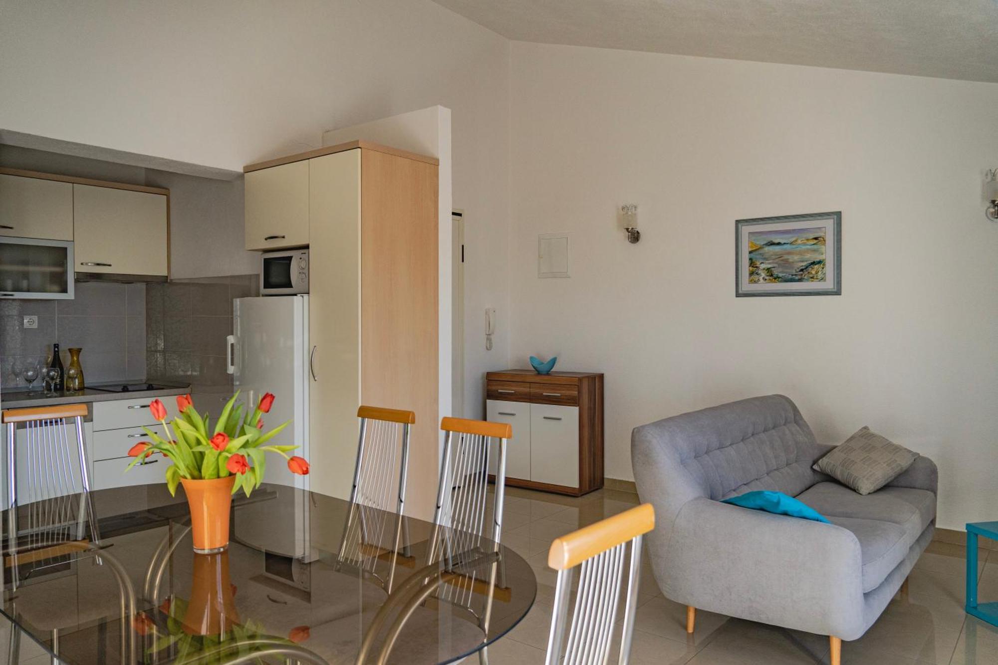 Apartments Sara & Nina Omis Luaran gambar