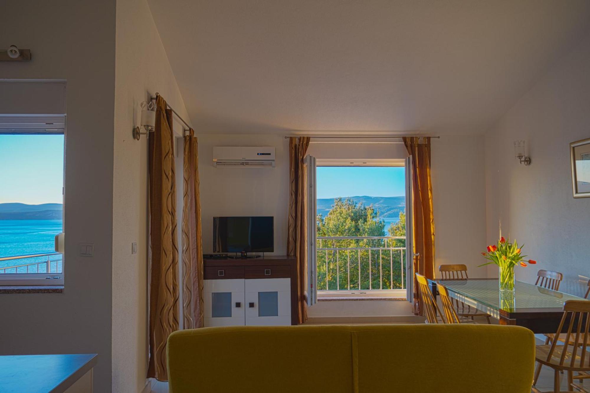 Apartments Sara & Nina Omis Luaran gambar