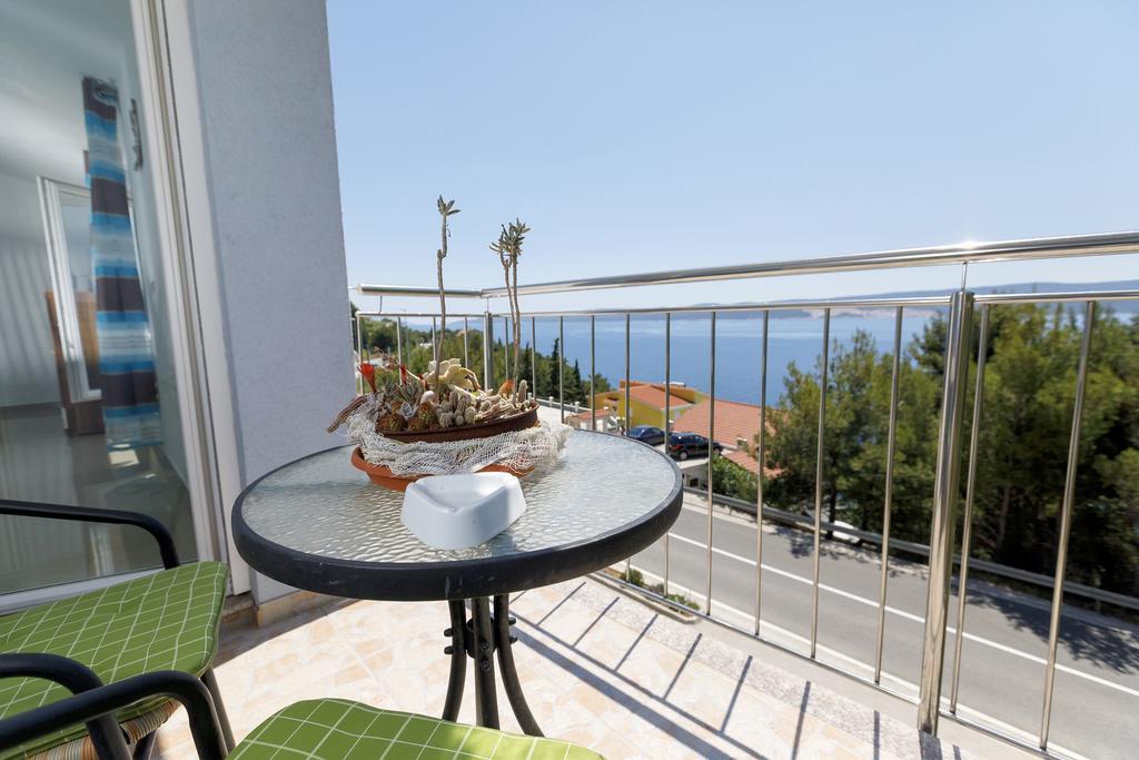 Apartments Sara & Nina Omis Luaran gambar