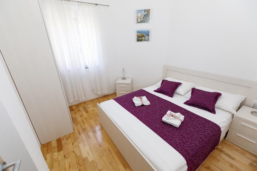 Apartments Sara & Nina Omis Luaran gambar