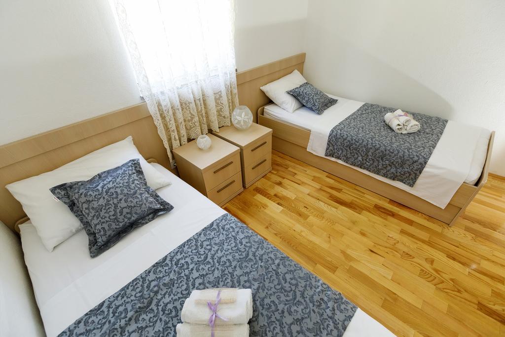 Apartments Sara & Nina Omis Luaran gambar