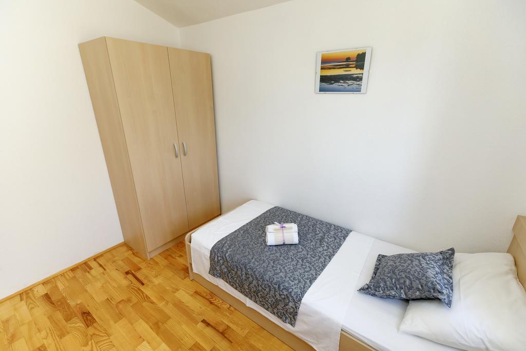 Apartments Sara & Nina Omis Luaran gambar